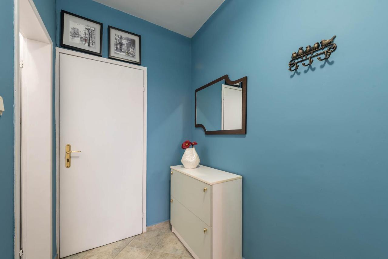 Private Studio In The Centre ヴァルナ エクステリア 写真